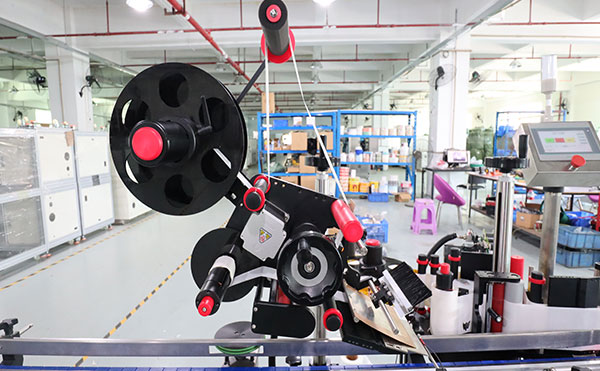 全自動(dòng)面單貼標機,面單貼標機設備,貼標機廠(chǎng)家,佼佼者